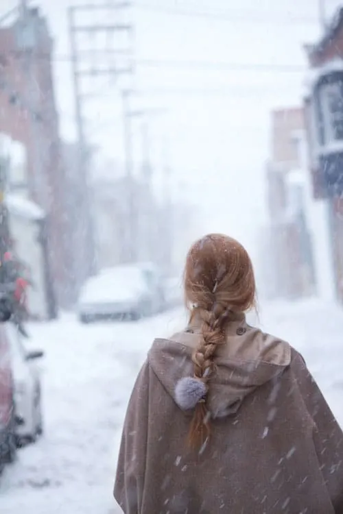 Pompom Hair Tie