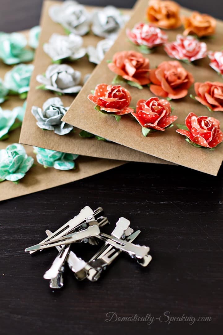 1 Minute Flower Hair Barrettes