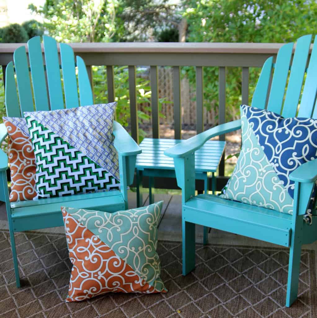 18 Amazing DIY Outdoor Pillows You Need to Make