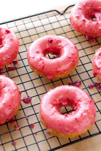 Baked Strawberry Doughnuts