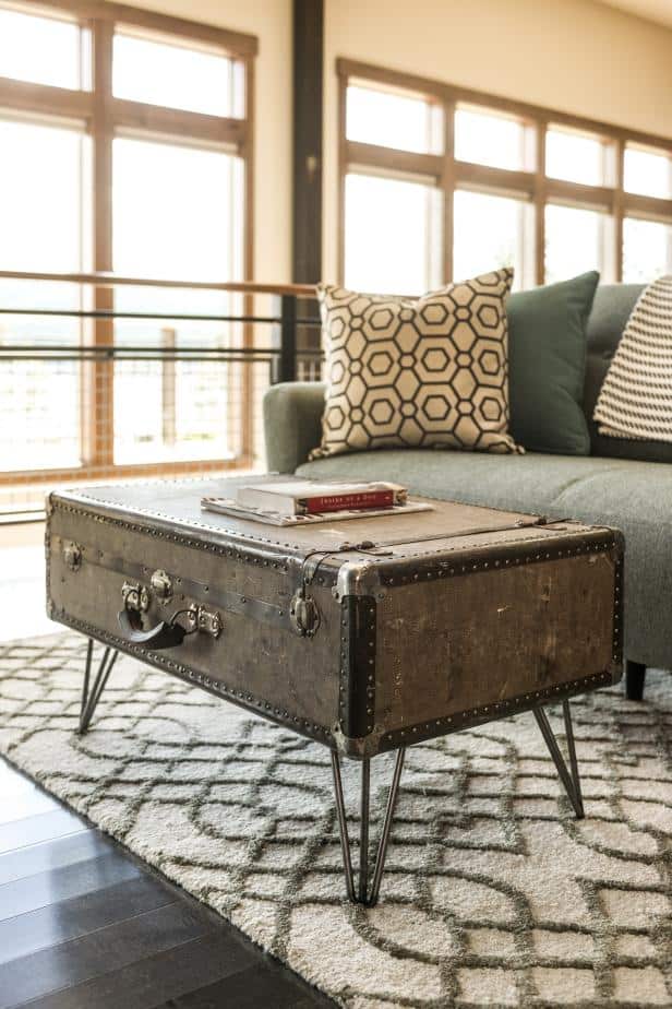Turn a vintage suitcase into a stunning coffee table