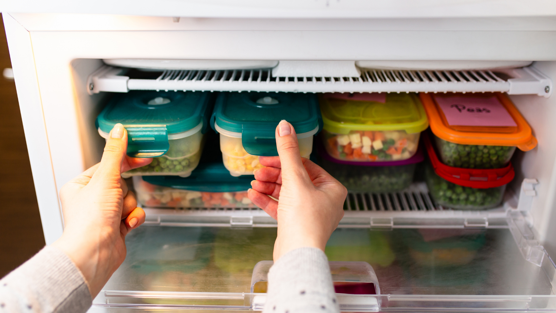 There was a cake in the fridge. Freezer in the Fridge. Food in the Fridge. Defrost холодильник. Upright Freezer.