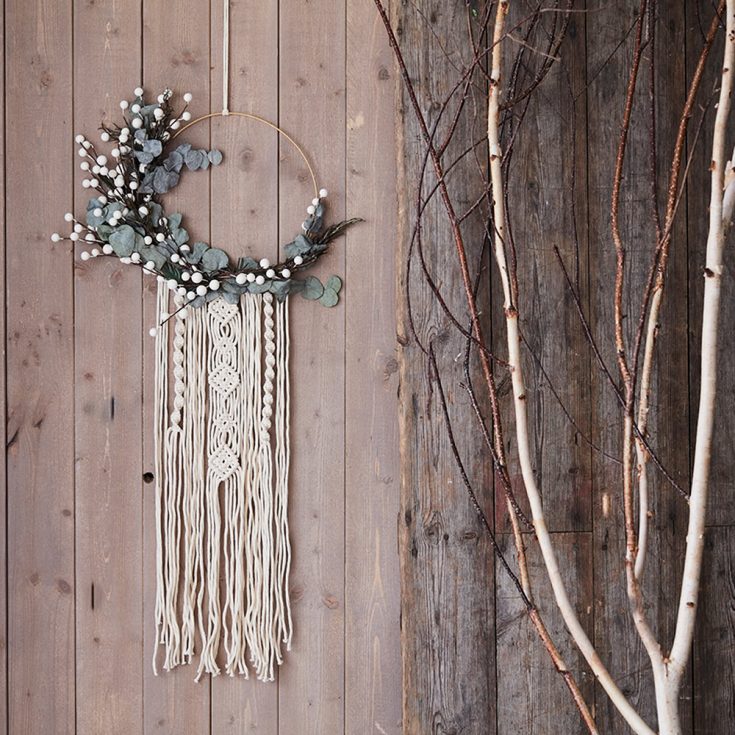 Image for How to Make a Festive Macramé Wreath