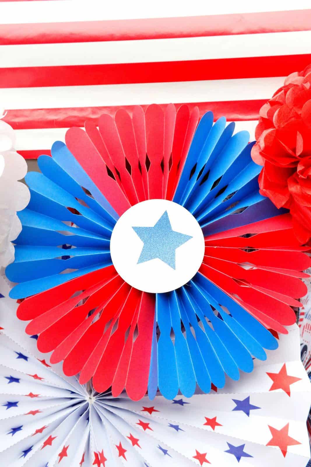 21 Ways to Decorate Your 4th of July with these Patriotic Craft Ideas