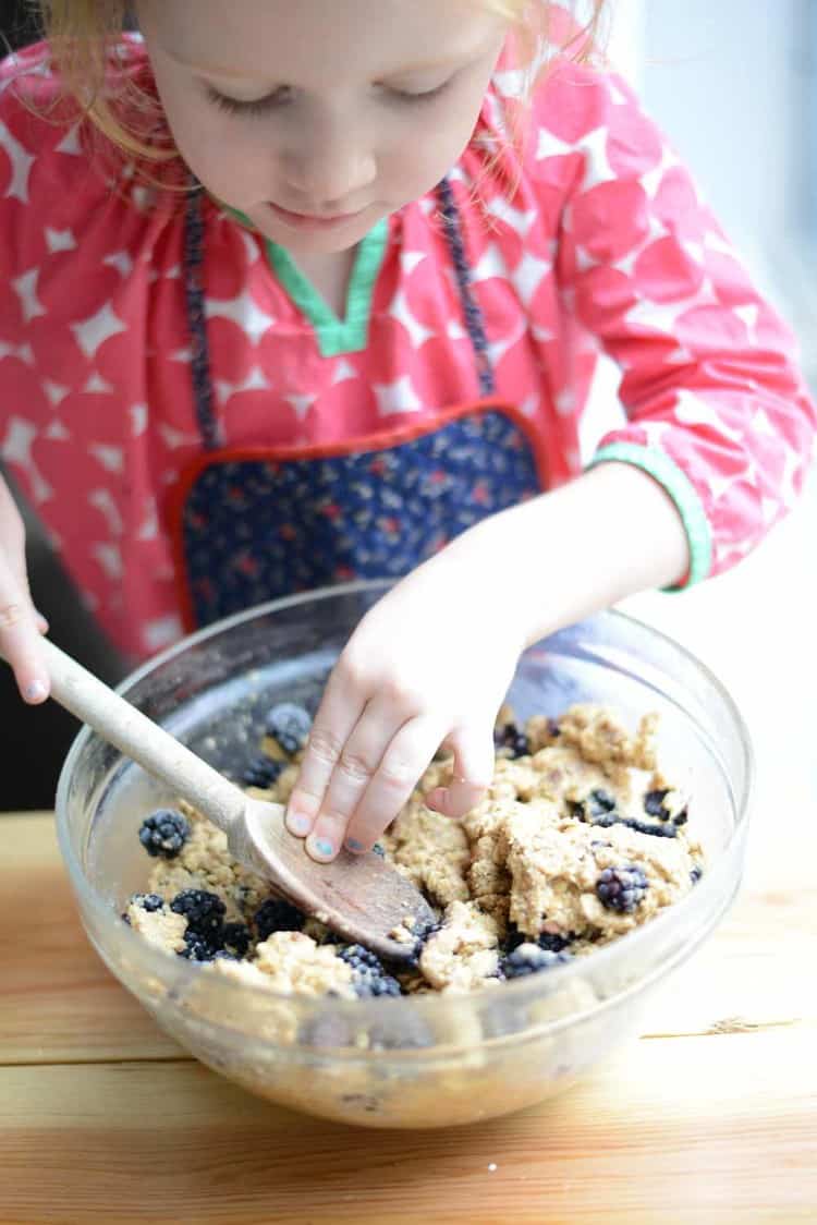 Blackberry Oatmeal Breakfast Cookies