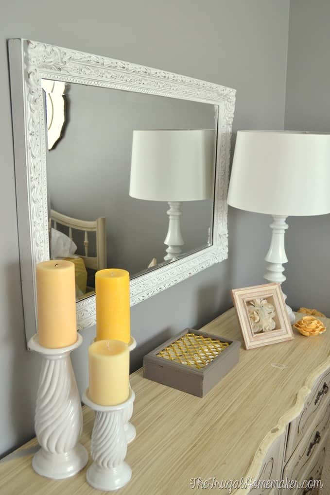 Use spray paint to makeover the frame
