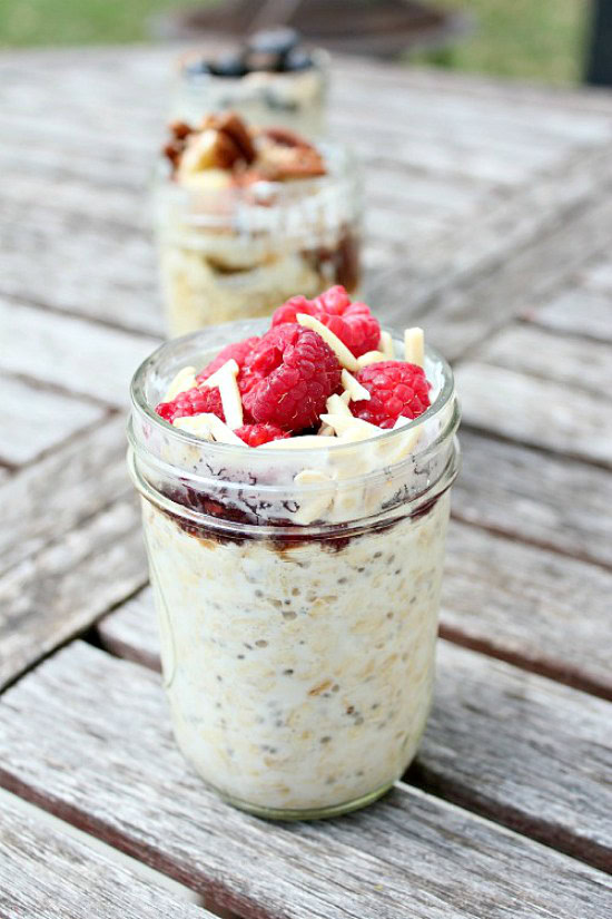 Want to know the secret to DELICIOUS oatmeal? Make it the night before using this recipe!