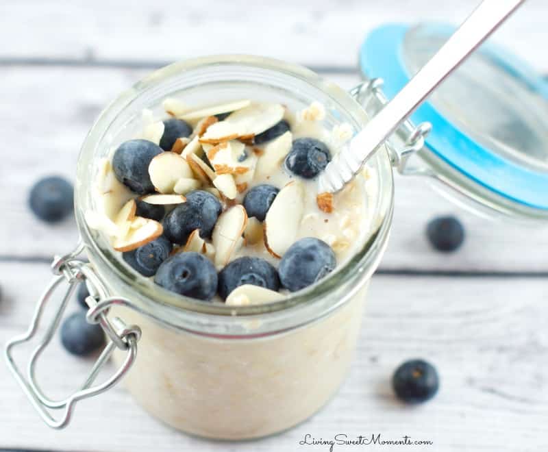 Want to know the secret to DELICIOUS oatmeal? Make it the night before using this recipe!