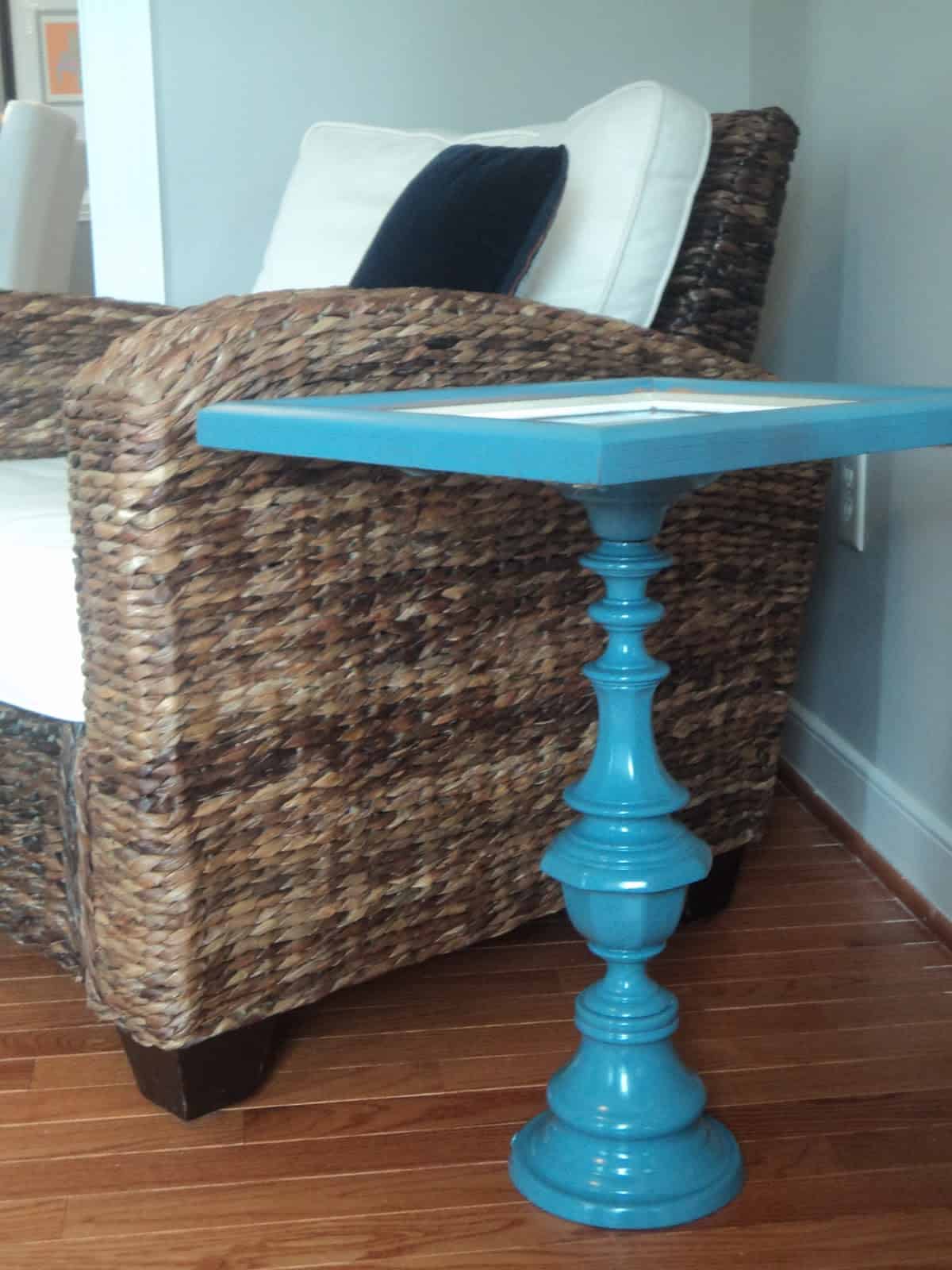 Make a pedestal table from an old picture frame