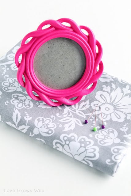 Make a pin cushion from a small picture frame
