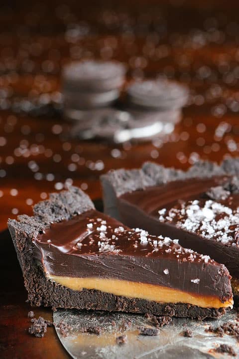 Dark Chocolate Salted Caramel Oreo Pie