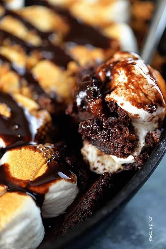 Skillet Brownie S'mores Recipe