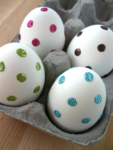 The girls are going to go nuts over these Easter eggs! You know how much they LOVE anything to do with glitter!