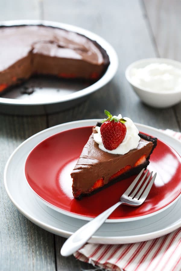 Chocolate Strawberry Oasis Pie