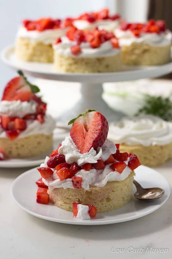 LOW CARB STRAWBERRY SHORTCAKE DESSERT (ALMOND FLOUR)