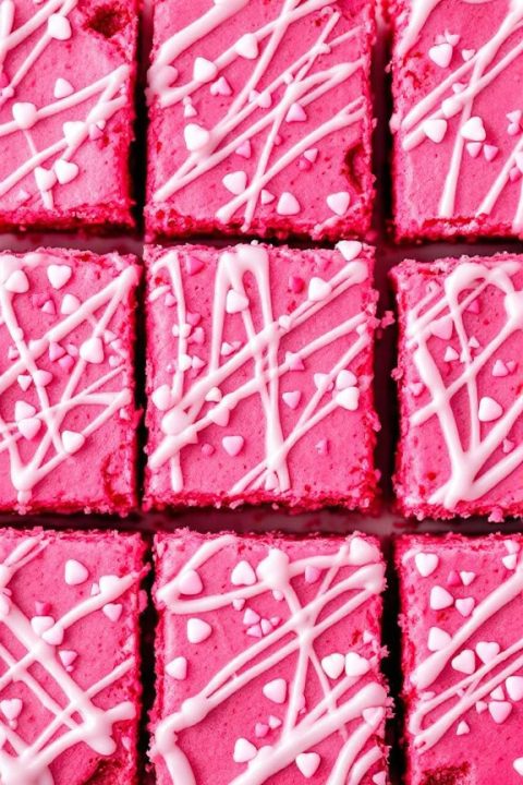 Sweeten your celebration with these easy Valentine desserts! Perfect for baking enthusiasts or beginners, these Valentine’s Day sweets are a must-try! ?? #EasyValentinesTreats #DessertIdeas