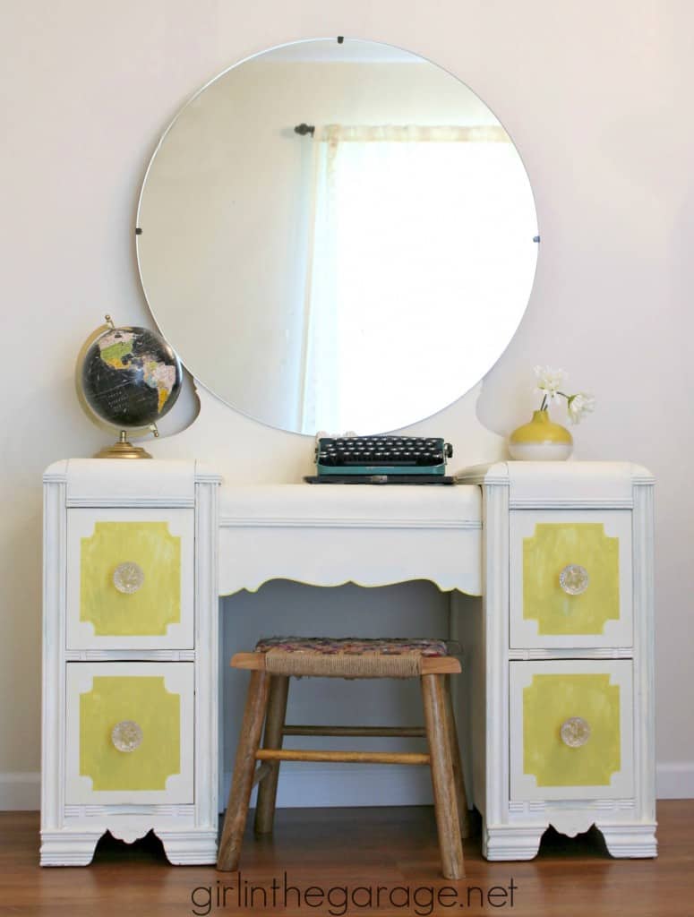 Love this vintage vanity table makeover!